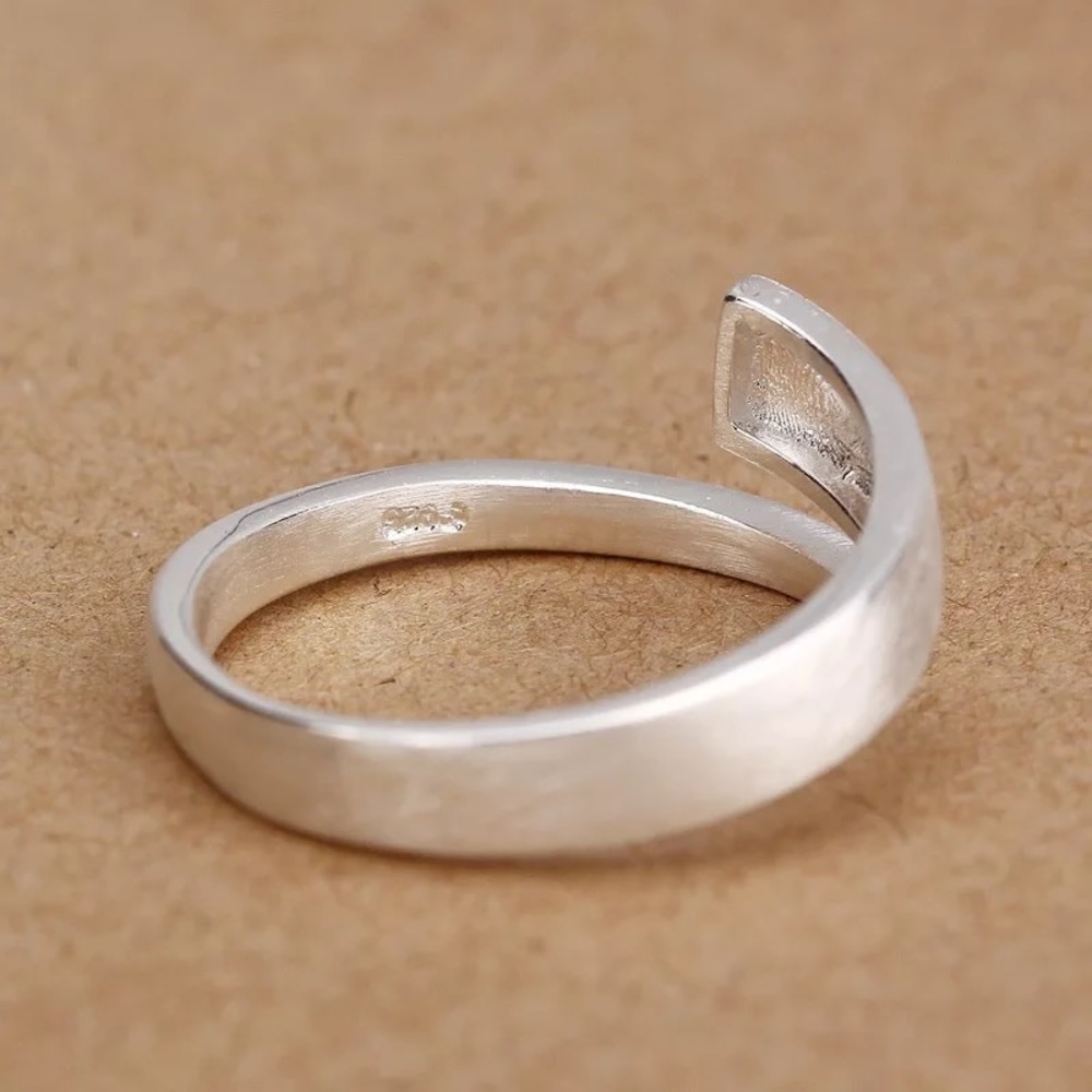 Silver ring - Picture 4 of 4